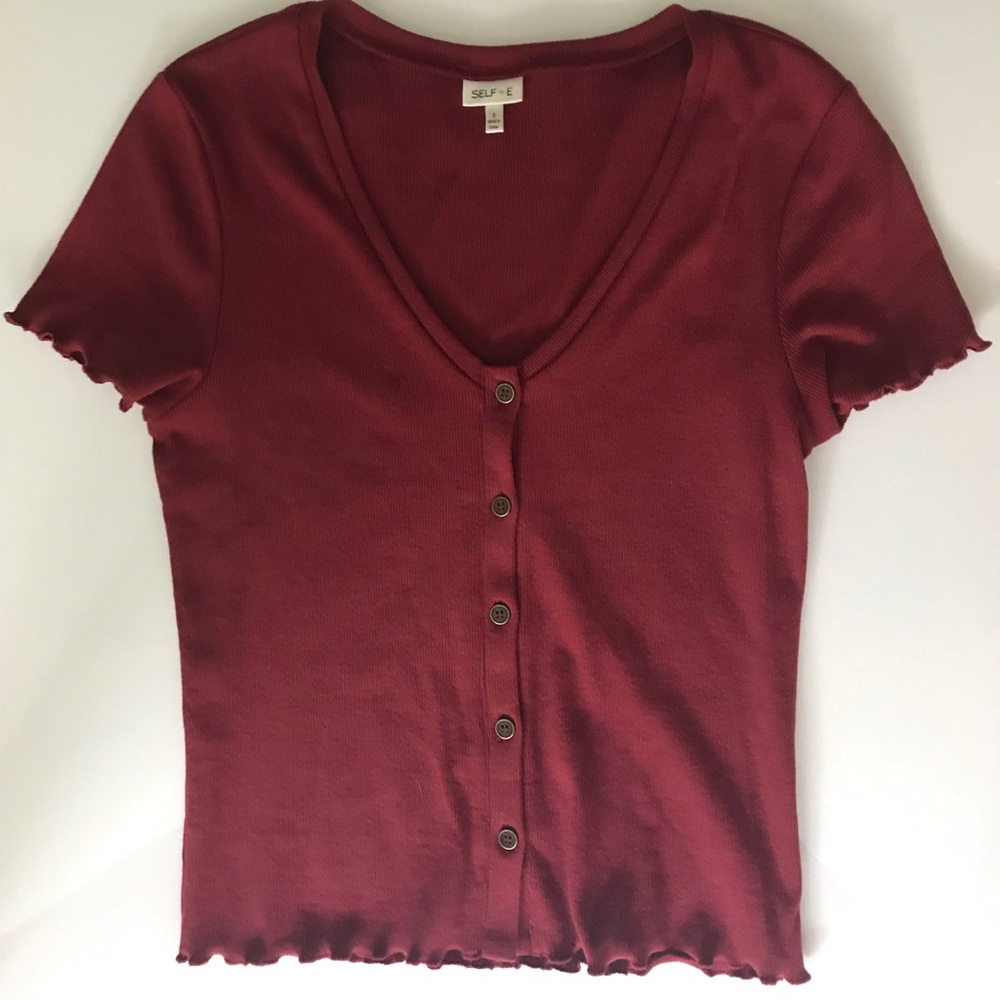 Selfie maroon top